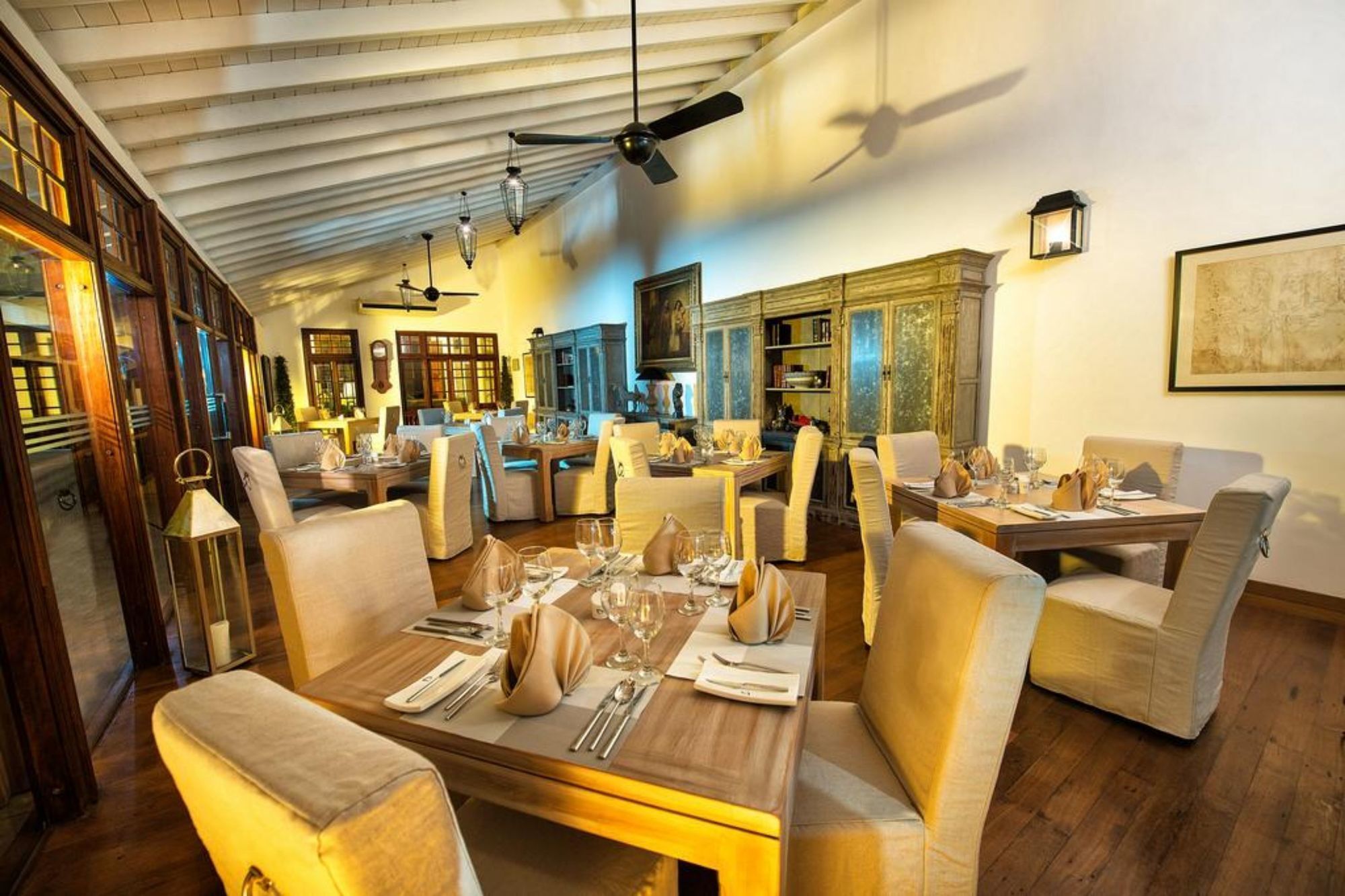 D Pavilion Boutique Hotel Коломбо Экстерьер фото